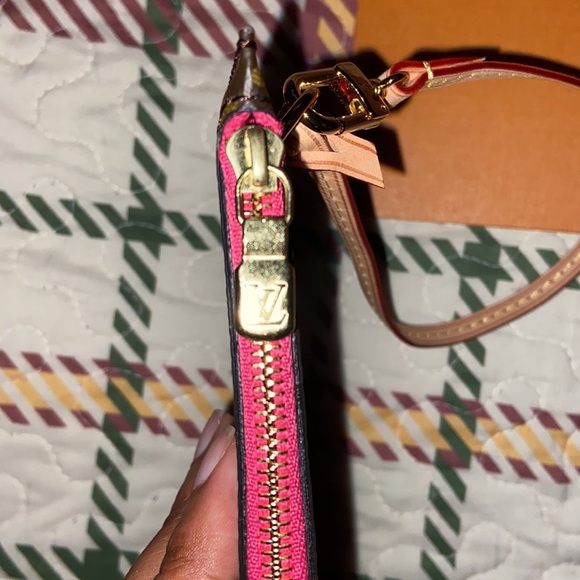 Auth Louis Vuitton Neverfull GM Pivoine Wristlet - Picture 5 of 7